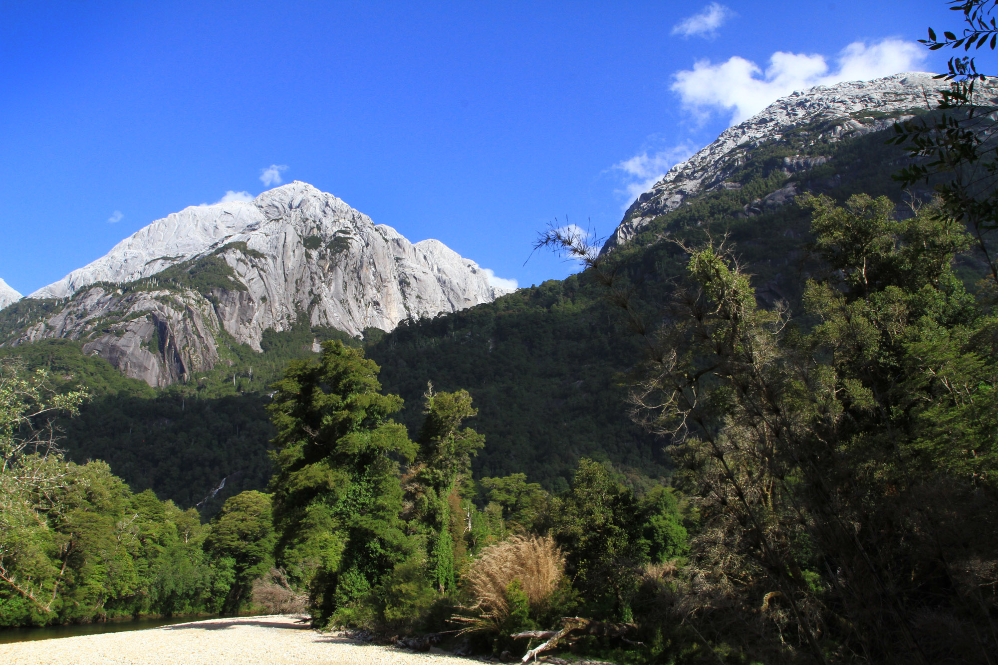 4. Thousands of years of erosion and deglaciation has given way to Cochamó’s spectacular mountain landscape. 