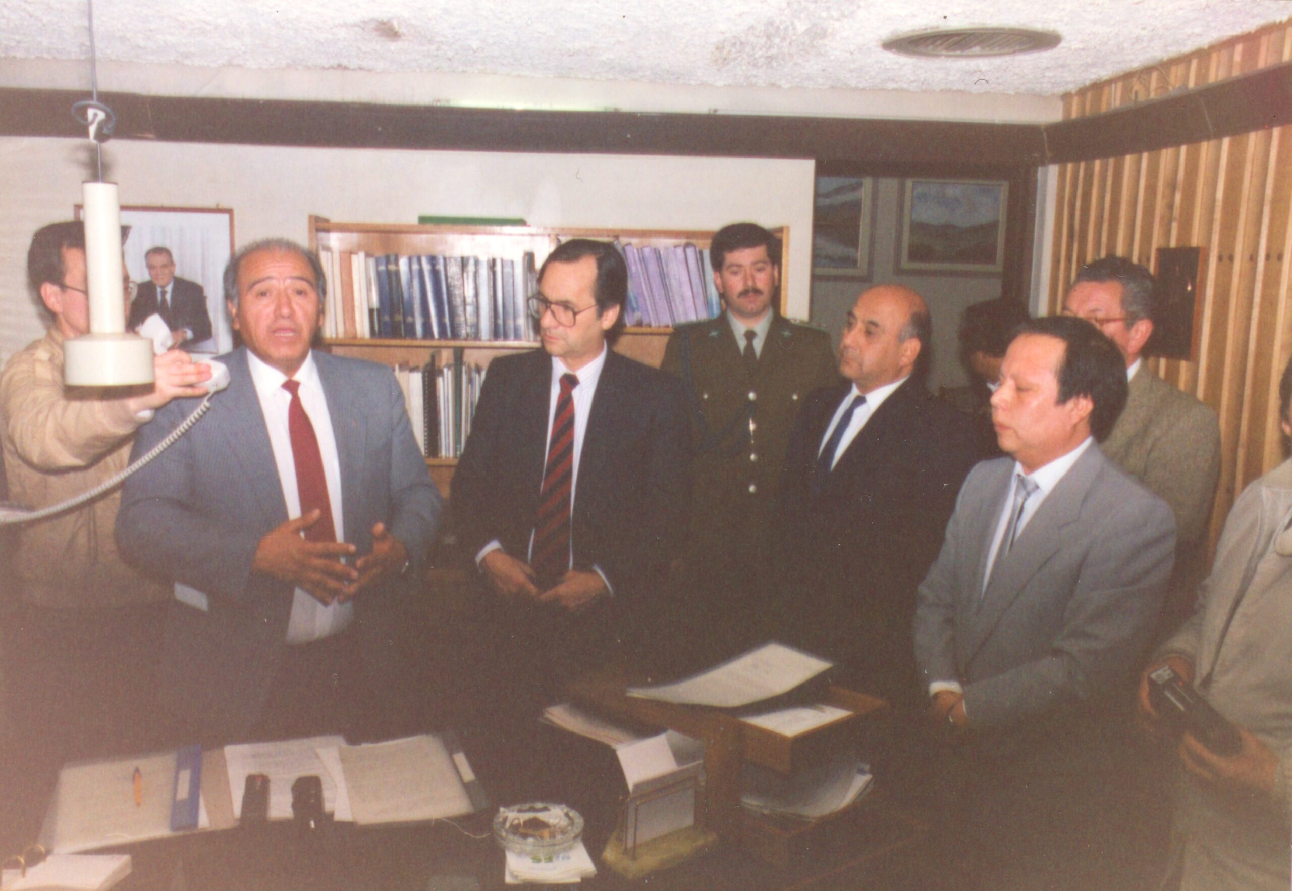 Mayor of Coyhaique Héctor Zambrano and Undersecretary of the Interior Belisario Velasco, at the declaration of Coyhaique as "Denuclearized Commune, Free of Hazardous and Non-Nuclear Waste and Life Reserve".  October 12, 1990.  Photo: Peter Hartmann